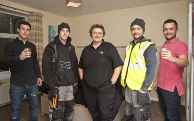 Christmas shoppers shop till they drop at Hoppers Cottage