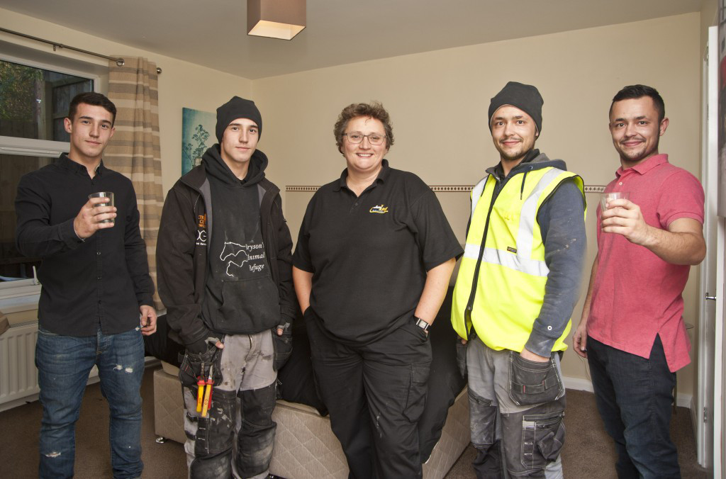 Christmas shoppers shop till they drop at Hoppers Cottage