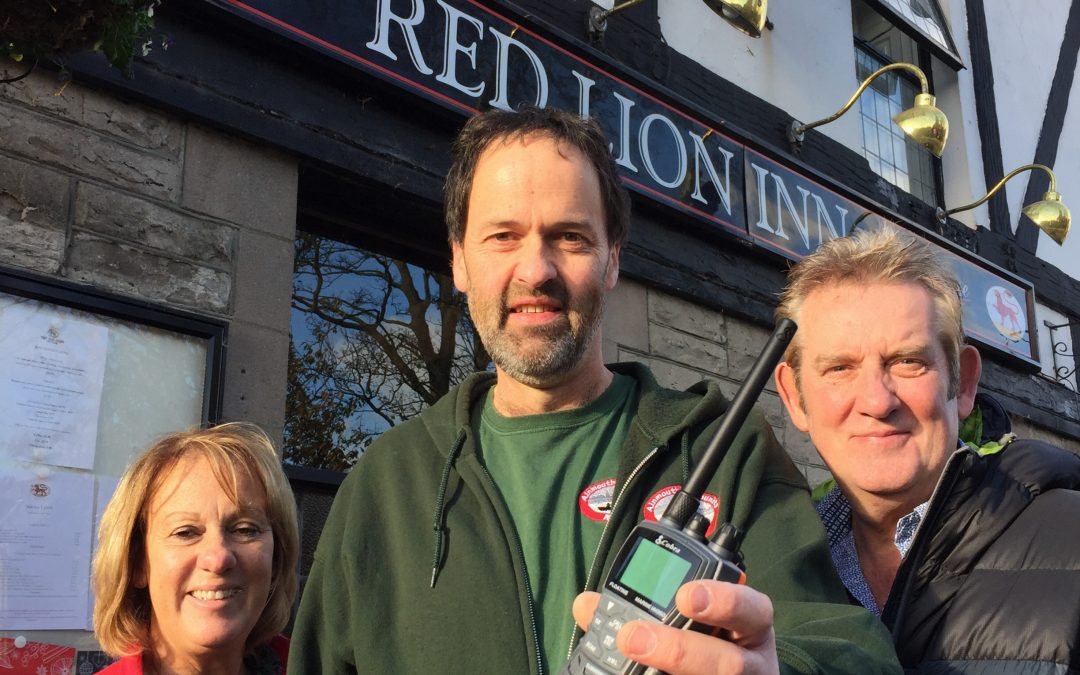 High-flying former RAF hoteliers support Northumberland community rowers