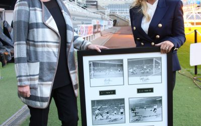 Rare World Cup Photos Auctioned for Sir Bobby