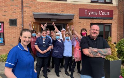  Music Hits the Right Note at Care Home  