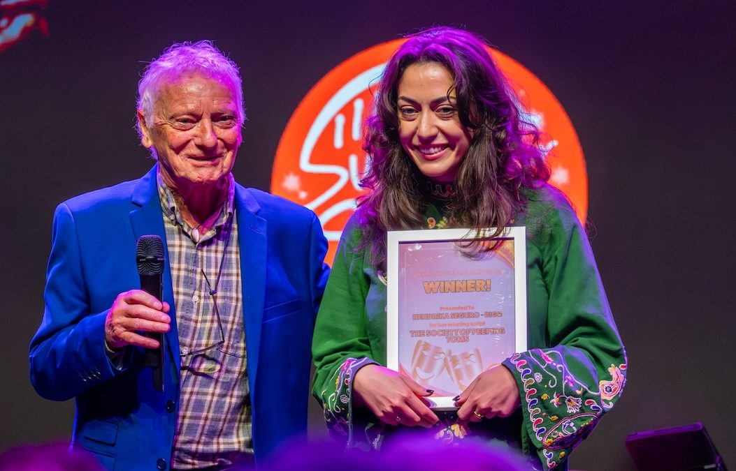 Hendrika Takes Comedy Accolade 